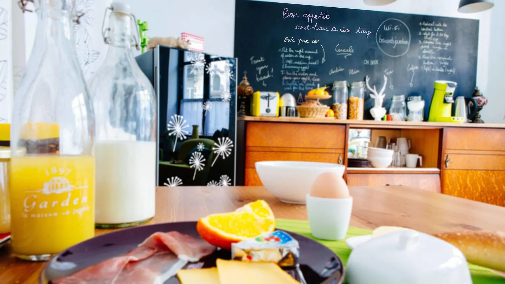Bed & Breakfast B&B Place Jourdan Etterbeek
